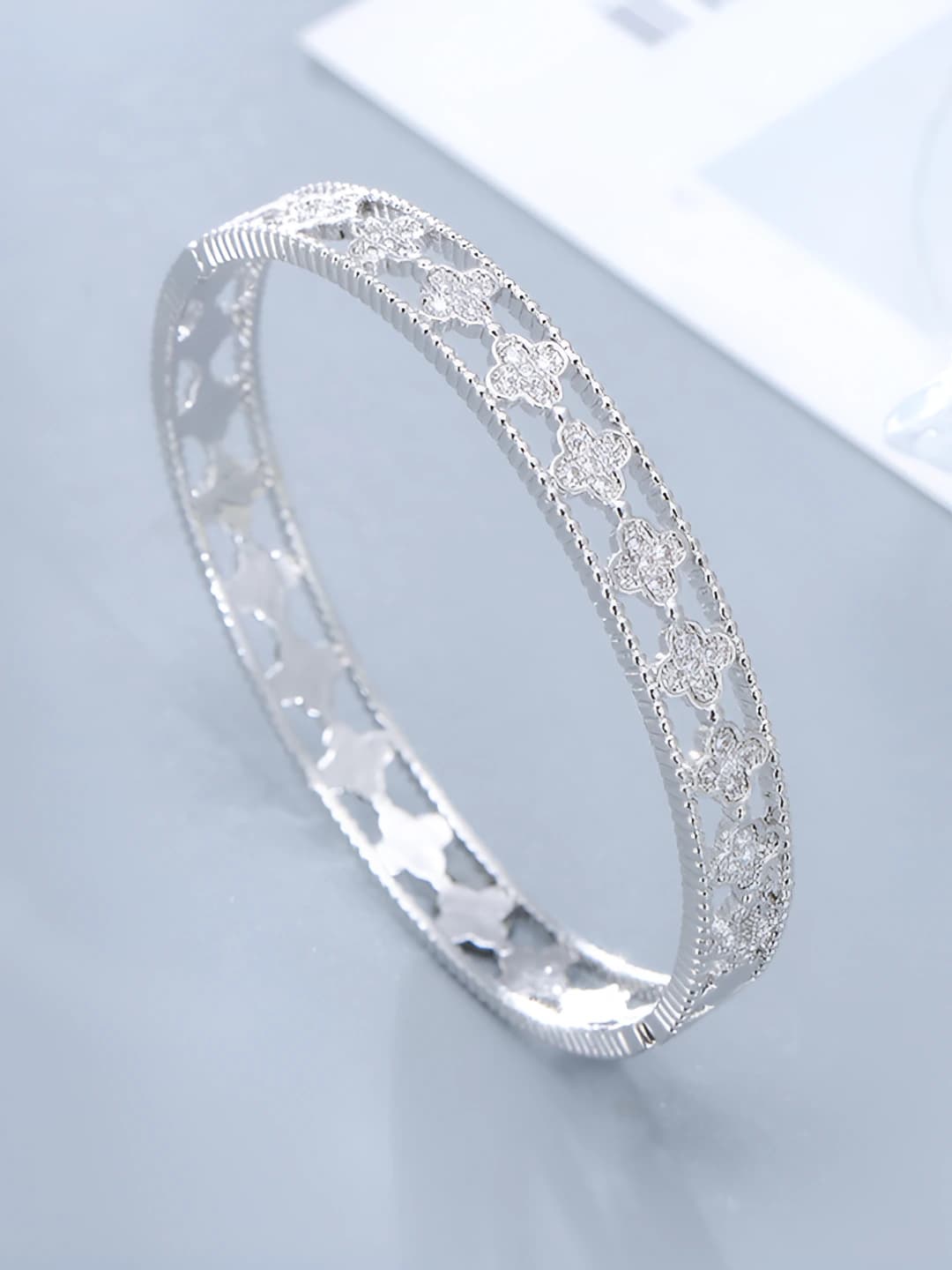 White gold bracelet
