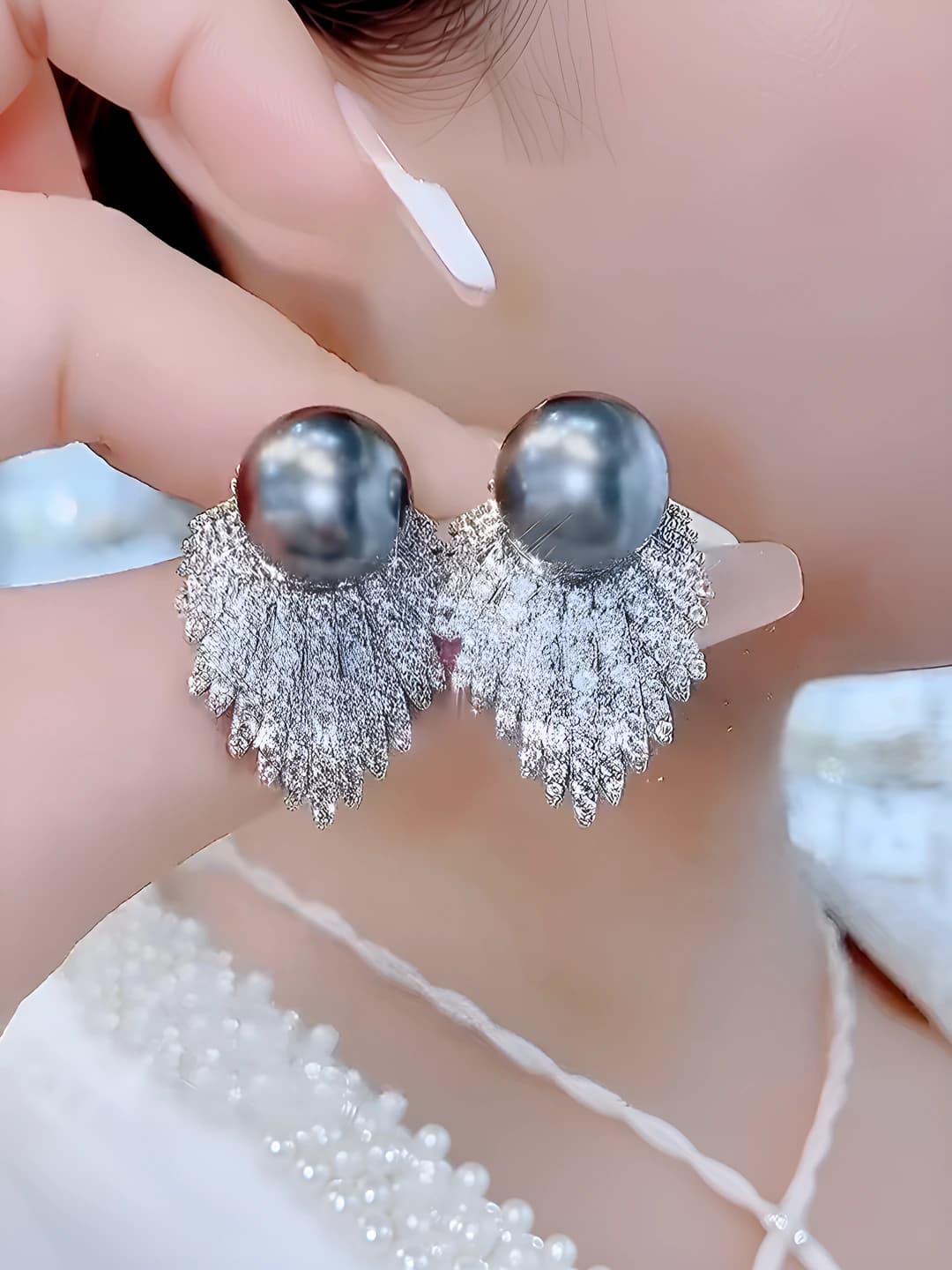 Серый