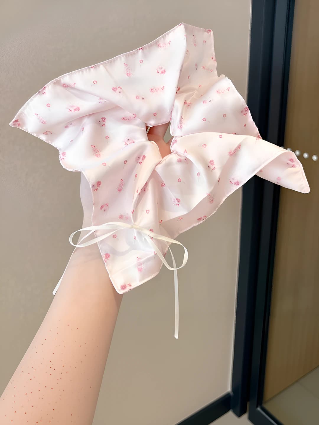 5# Satin small flowers 9 cm