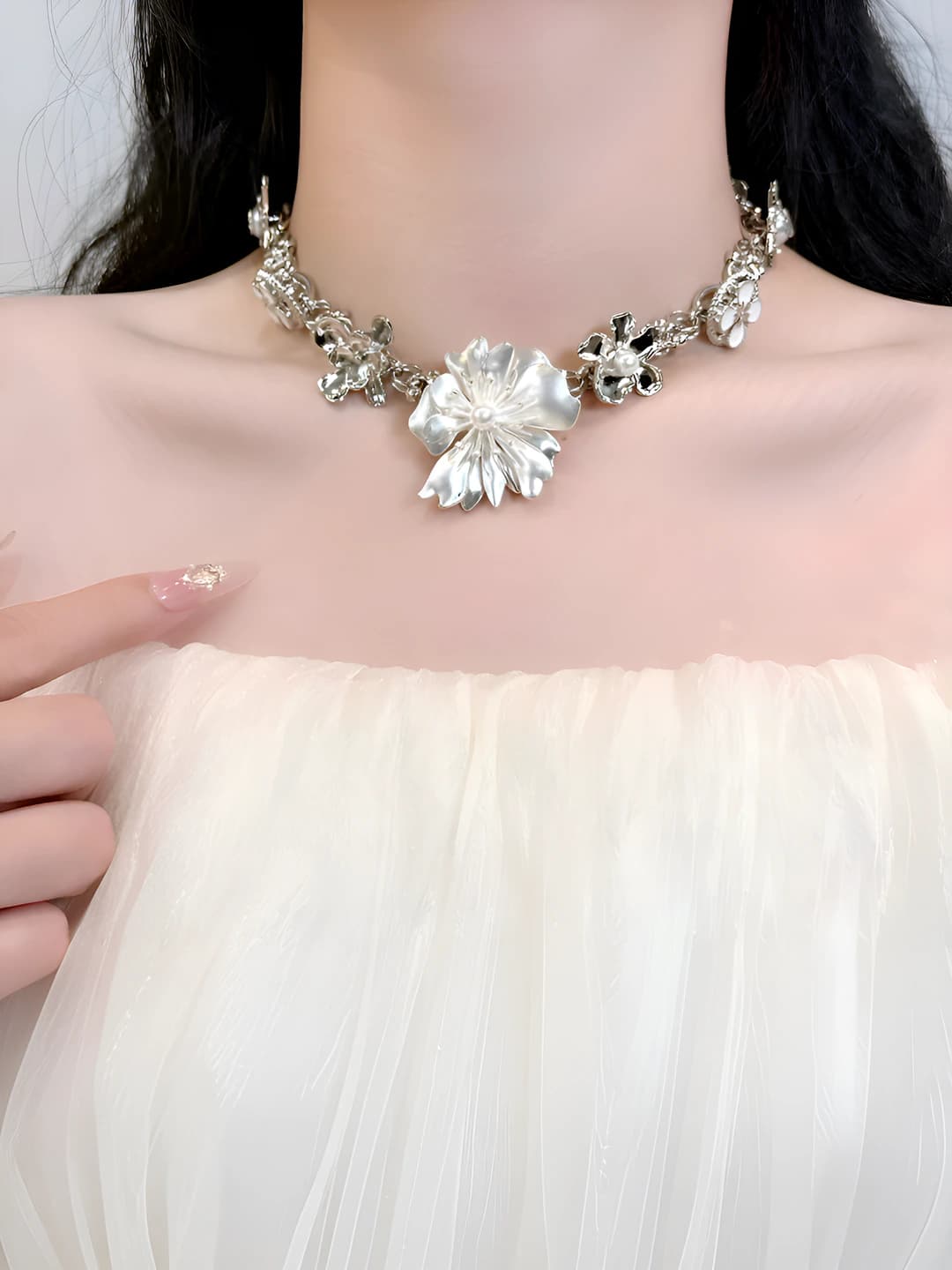 Flower Necklace