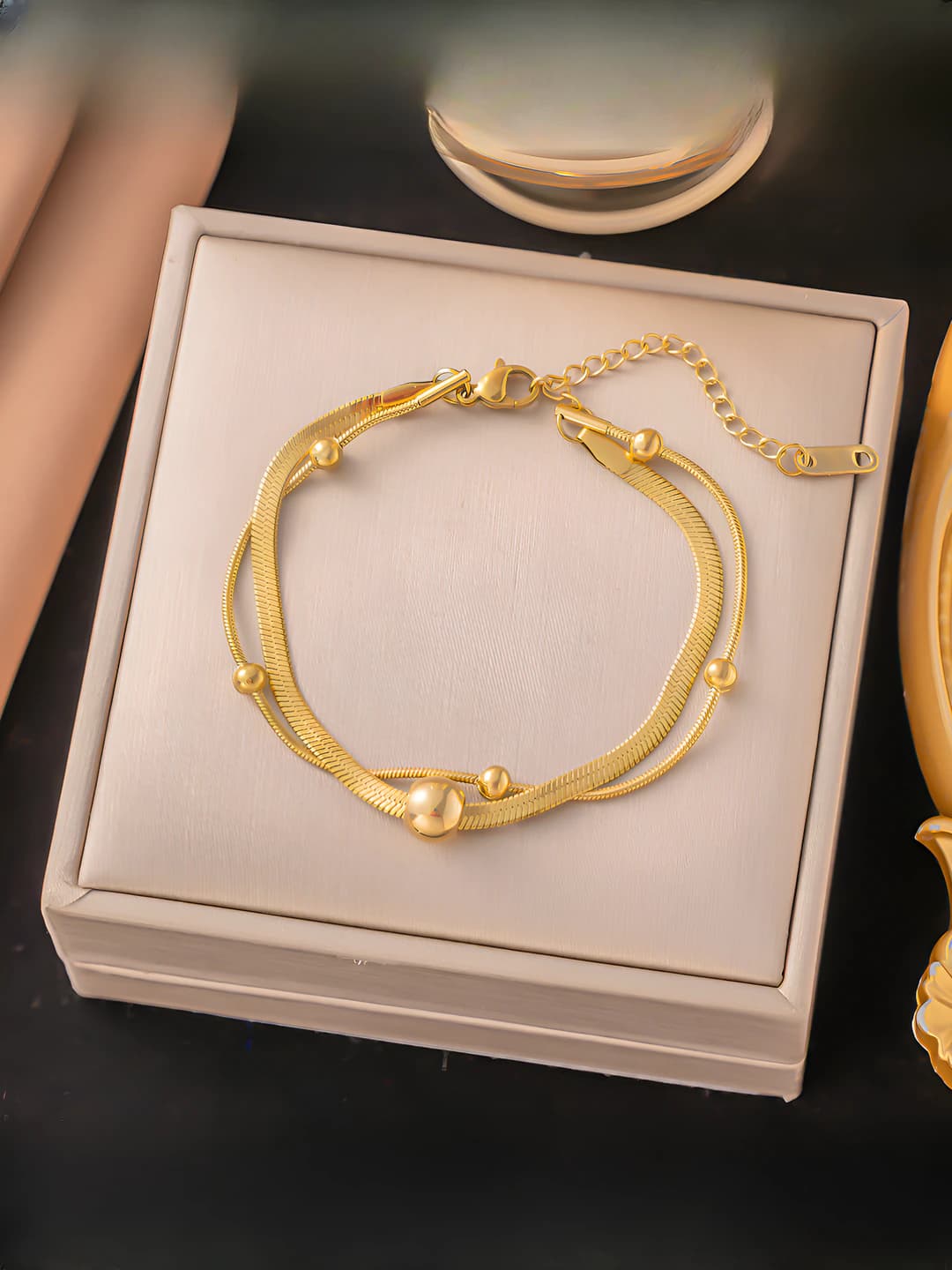 Round and blade double chain bracelet, gold