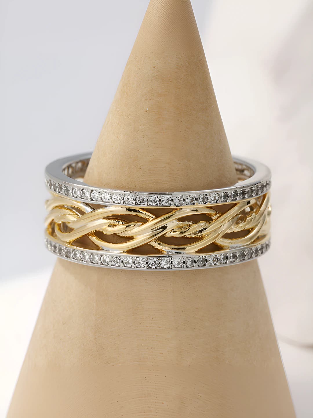 Women's retro copper ring with white synthetic zirconia