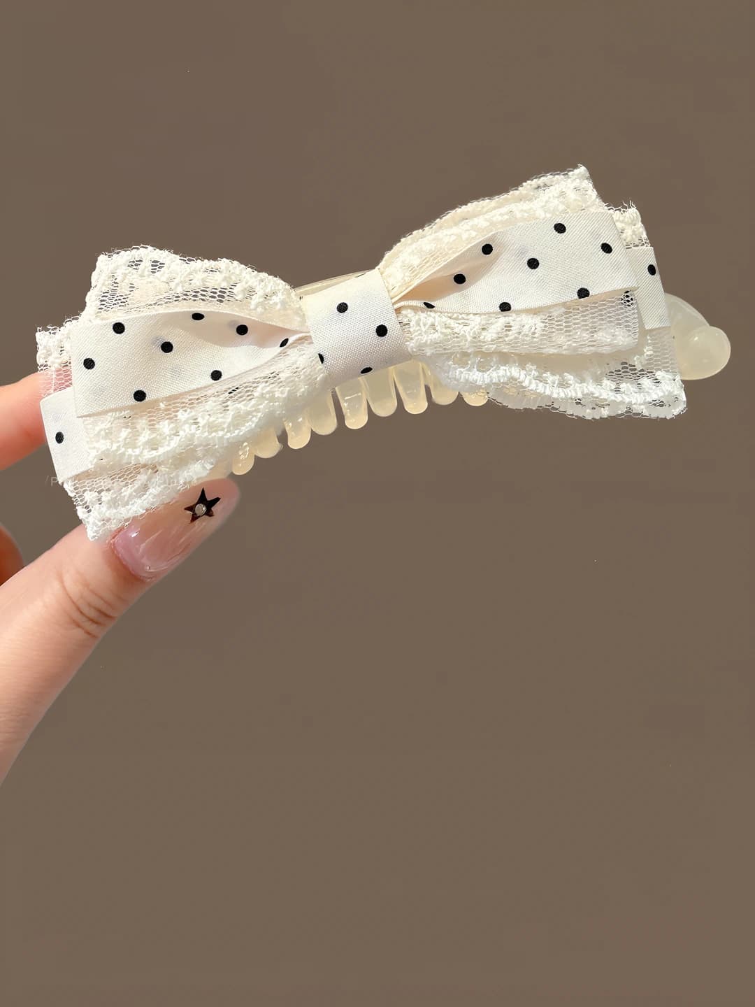 Polka dot white banana clip 12.5 cm