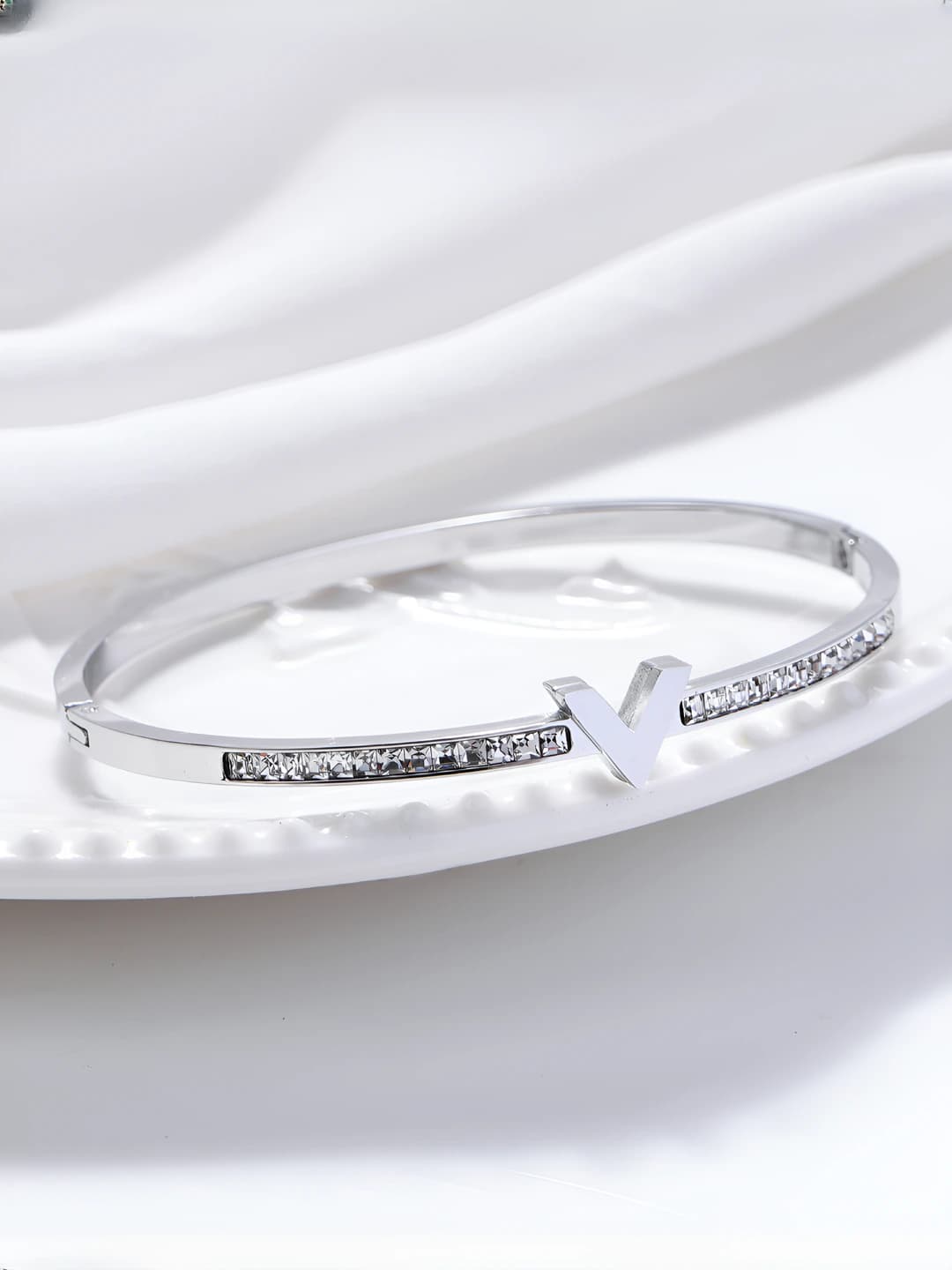 9944 - Silver