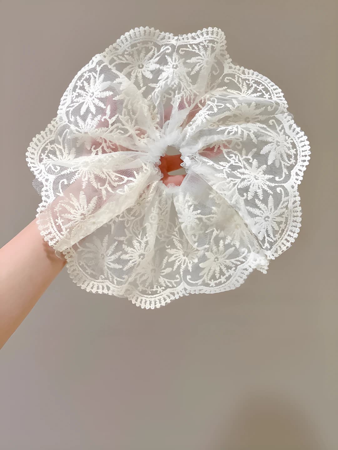 1# Lace scrunchie - 27 cm