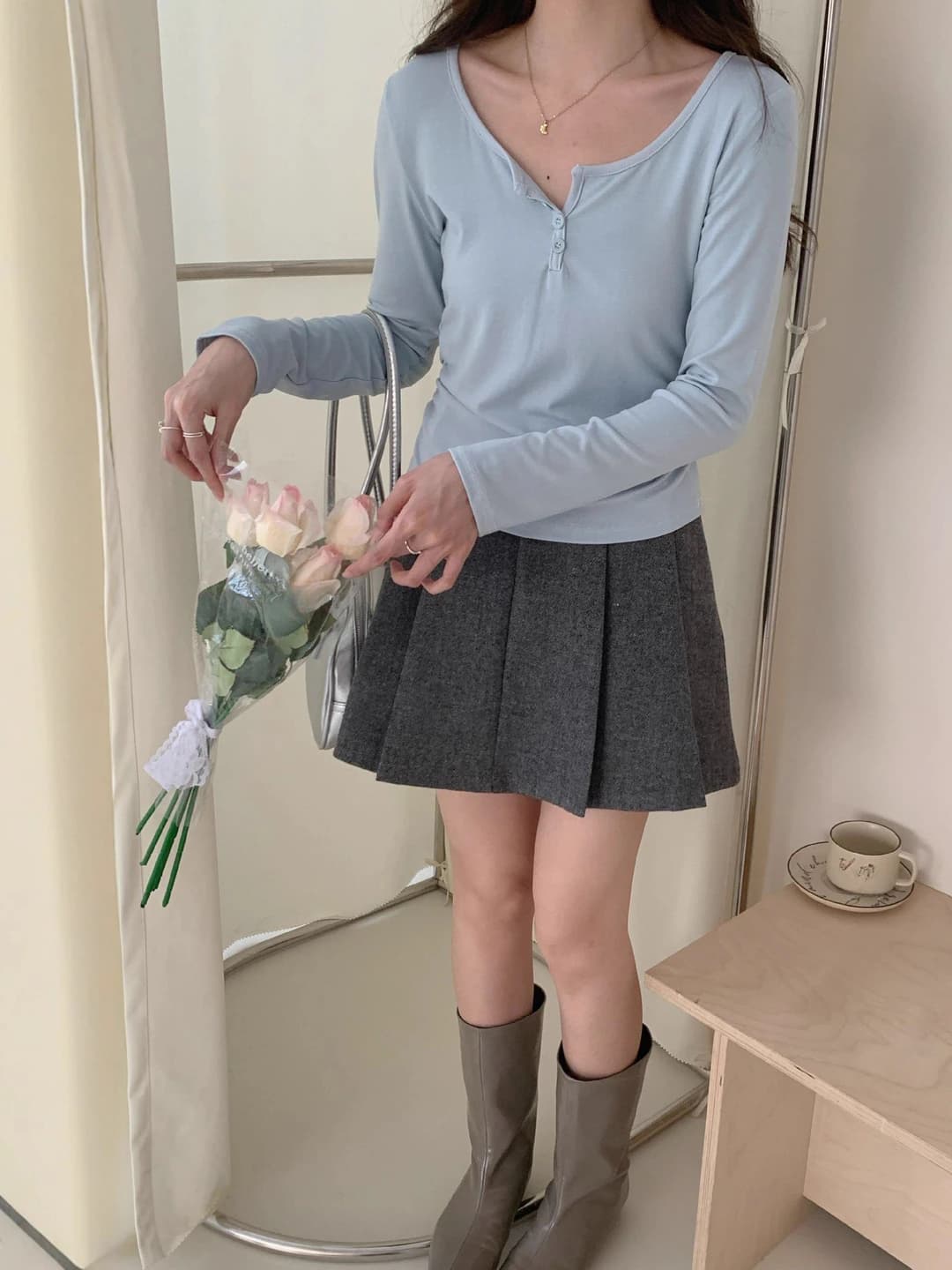 Women's spring-autumn long-sleeve base top, V-neck, button design, slim fit, slimming, solid colour, casual style