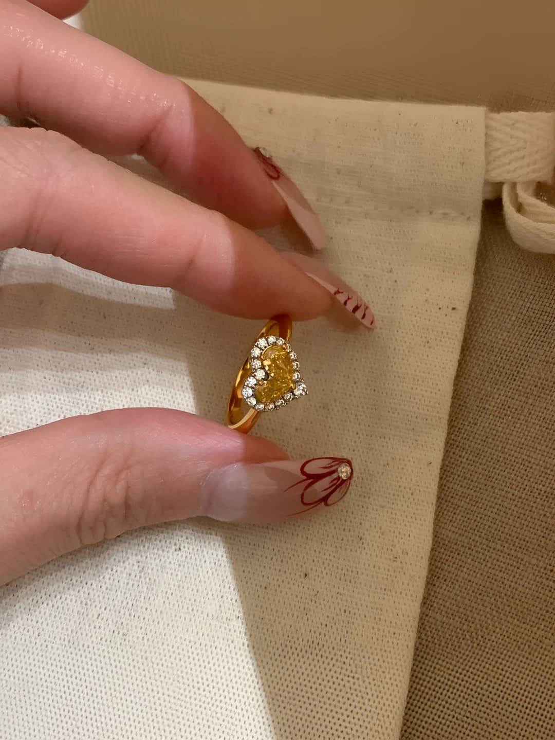 Women's open ring, gold-plated, full zircon, heart-shaped, ice flower pattern