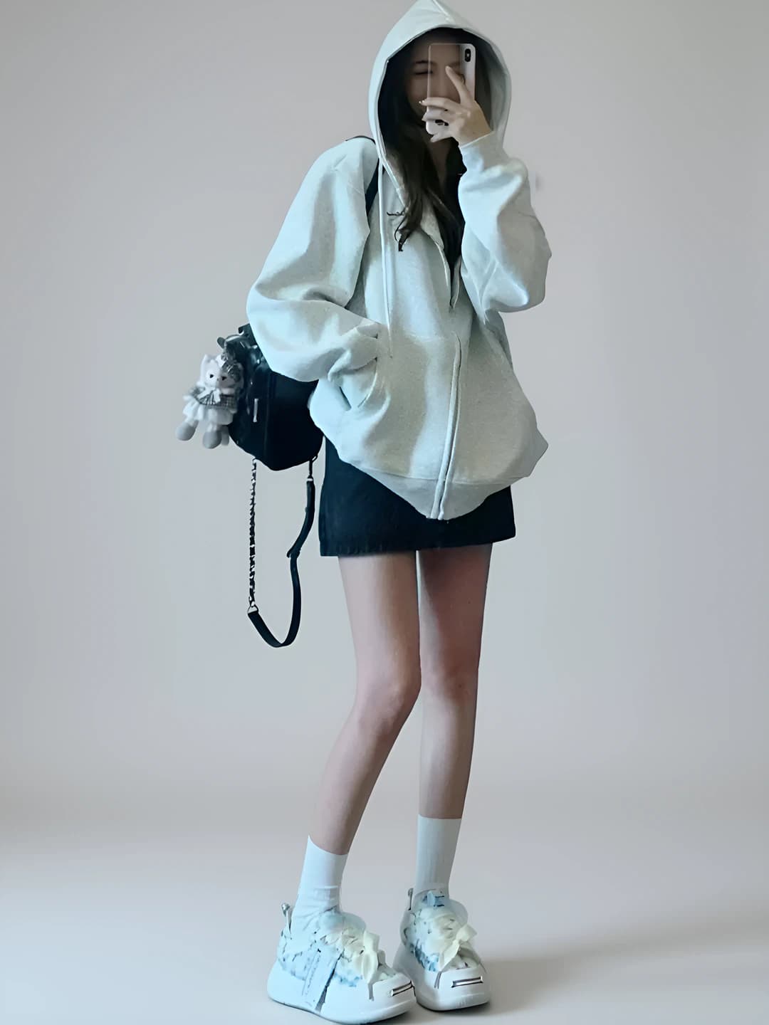 White and grey 320 g thickened backpack