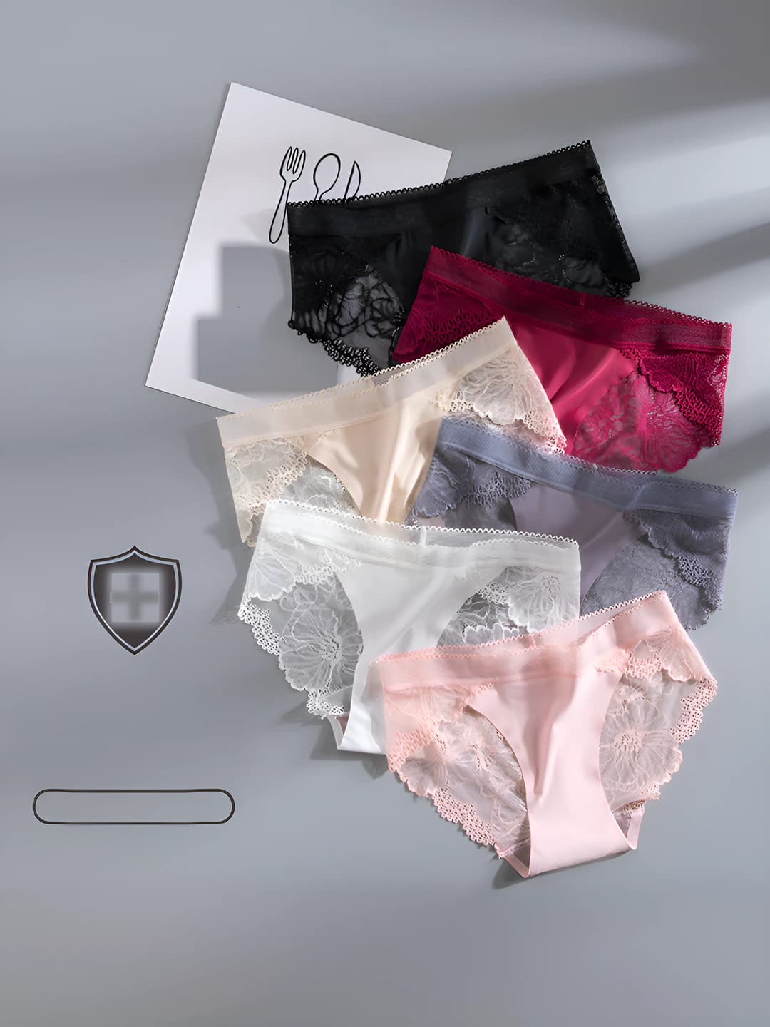 Women's lace seamless thin antibacterial briefs with pure cotton gusset
