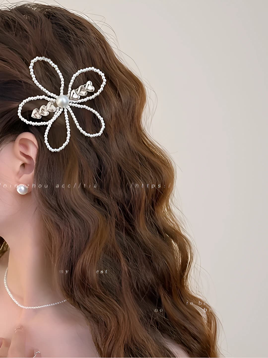 Pearl flower, diamond, ~8 cm