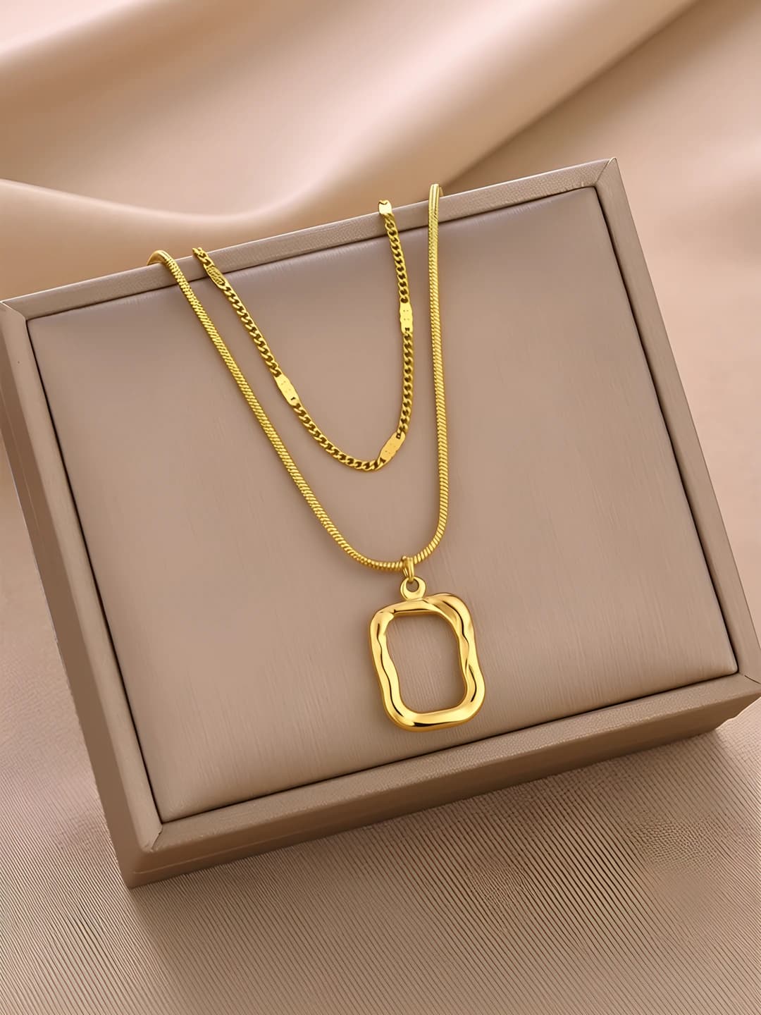 8936-Gold