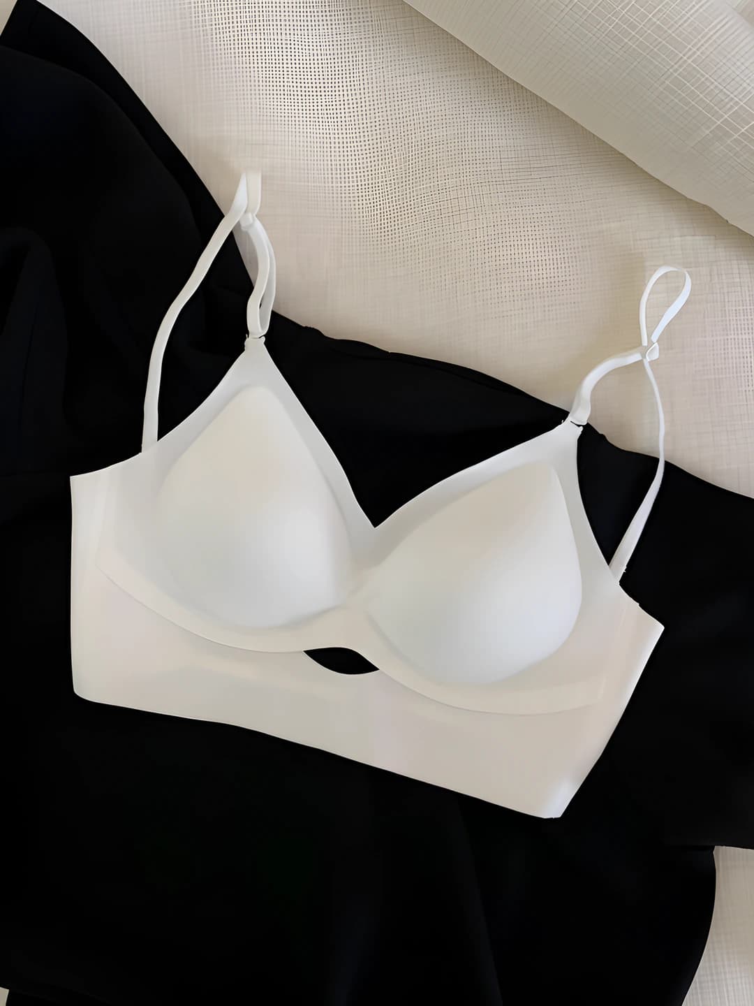 White, 1 pc