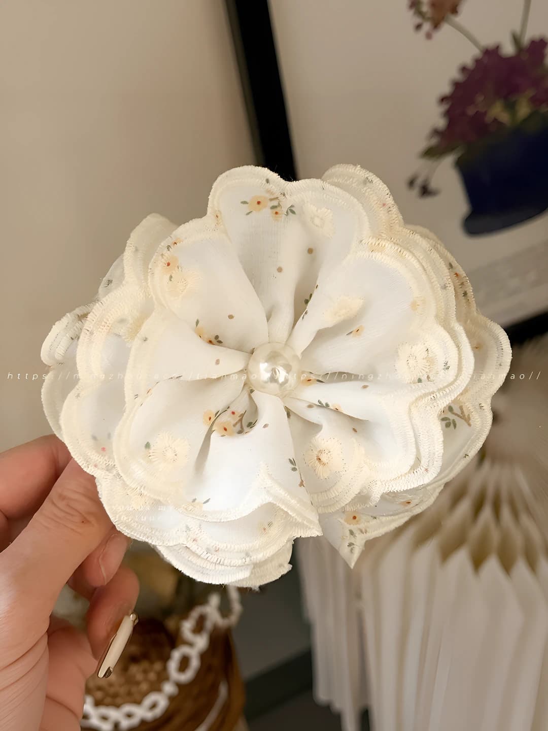 1# Pearl lace floral banana clip base ~10cm