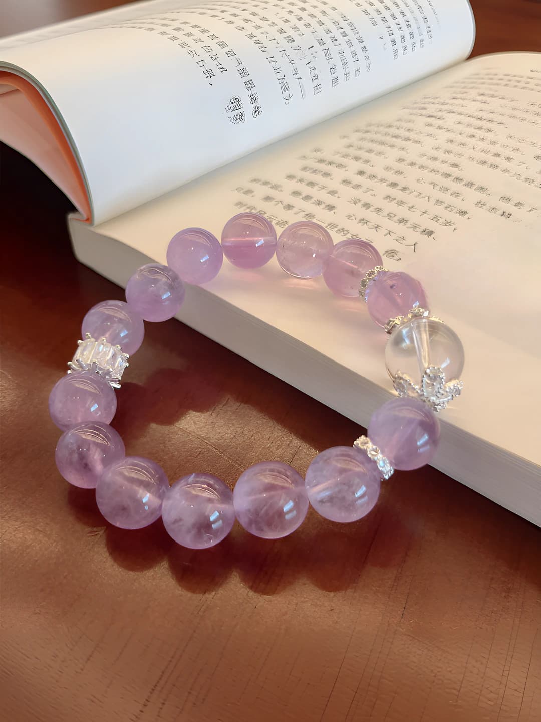 Women's natural lavender amethyst bracelet with white amethyst, luxury style, large beads