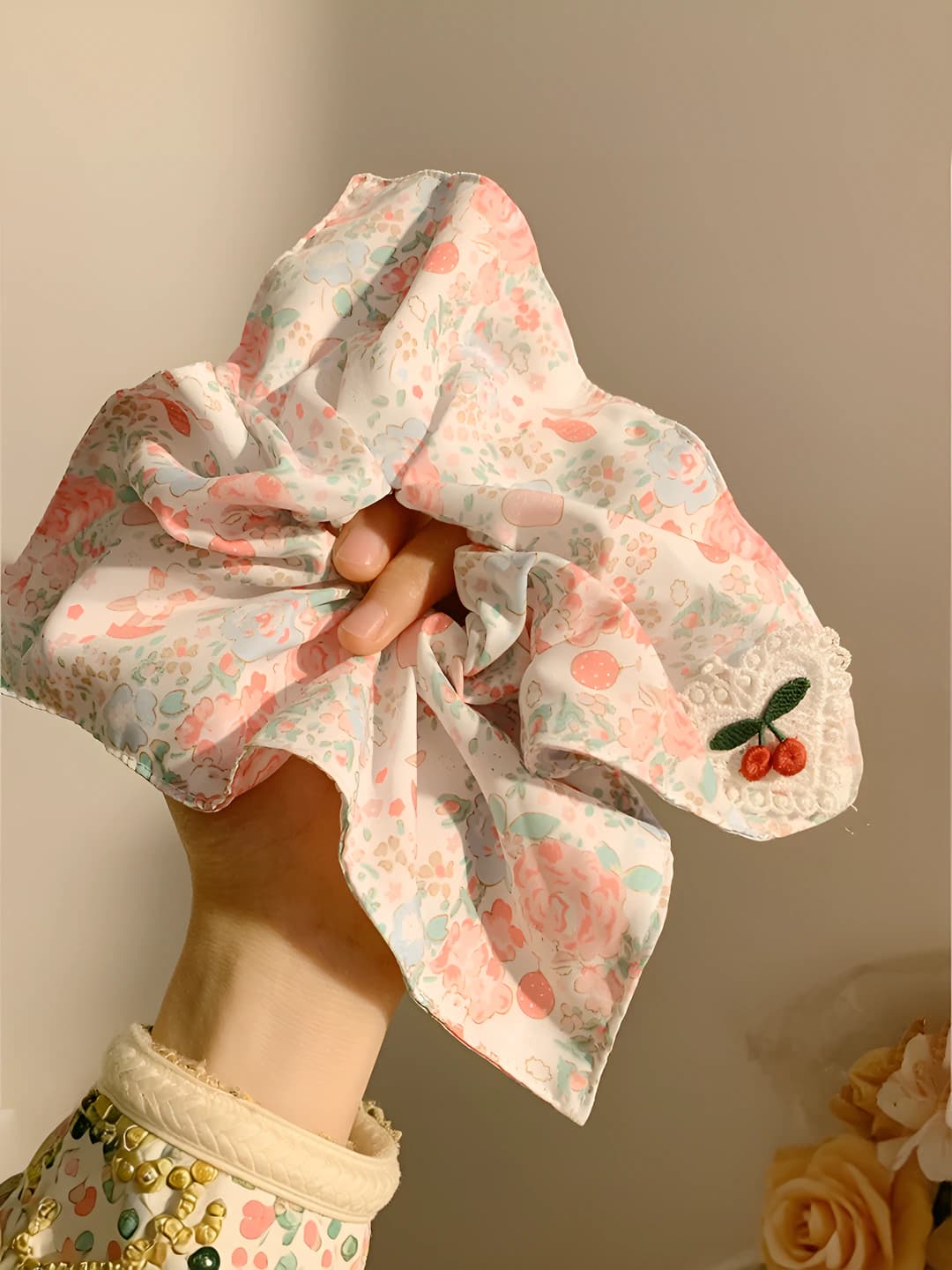 Pink floral cherry 22*22 cm