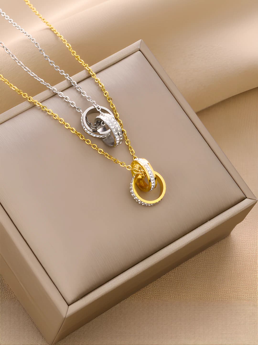 Women's titanium steel full diamond rose gold double ring necklace with O-link chain