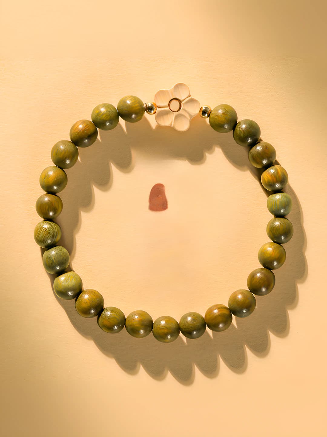 Green sandalwood, Qingying variant