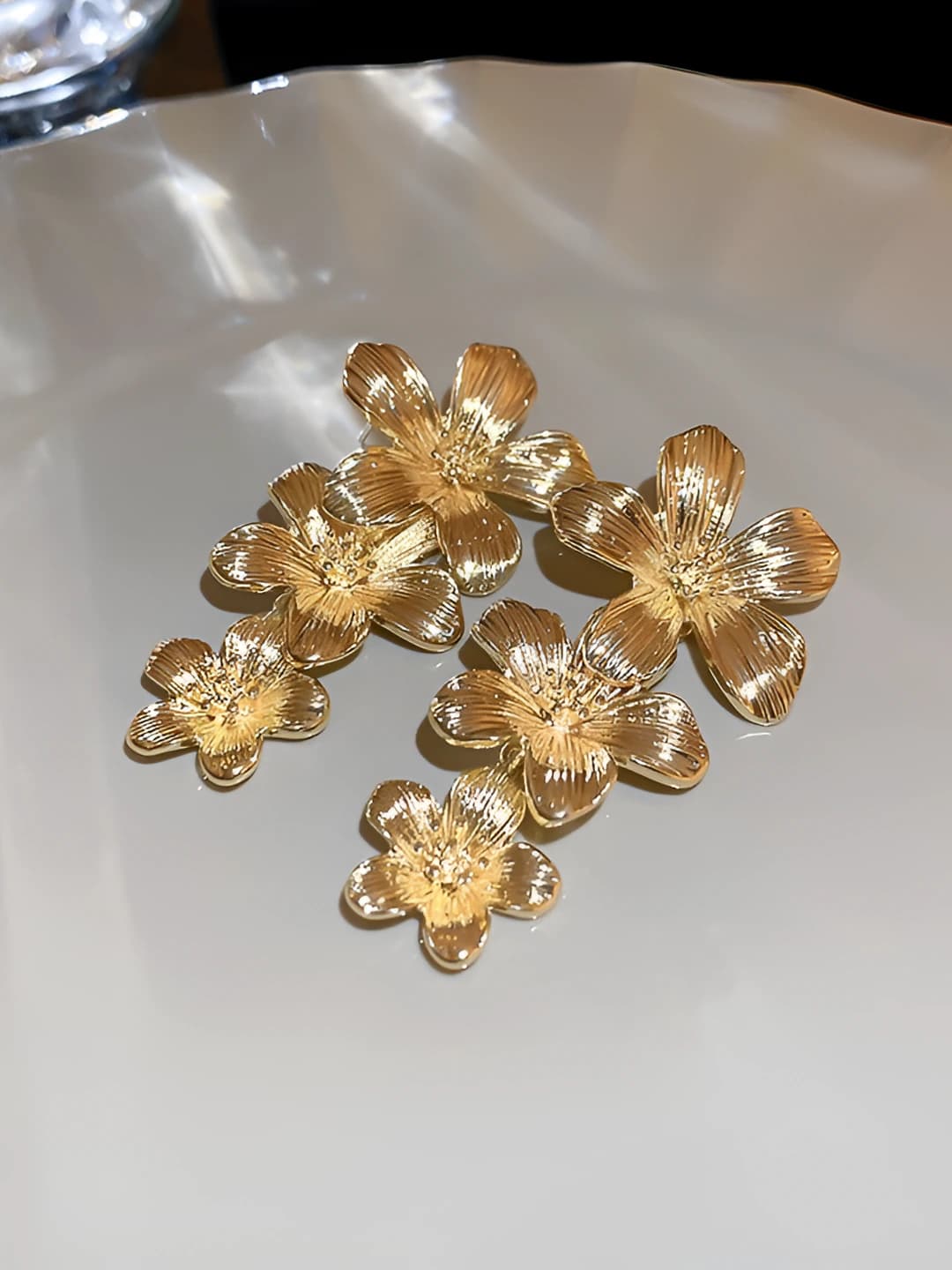 64# Серебряная игла - Золотой