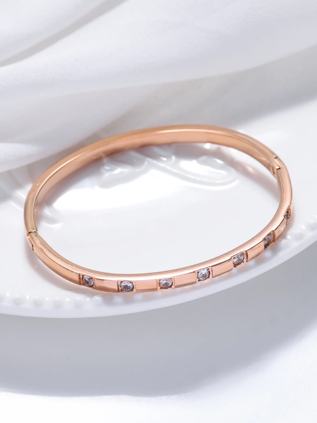 9947 - Rose gold