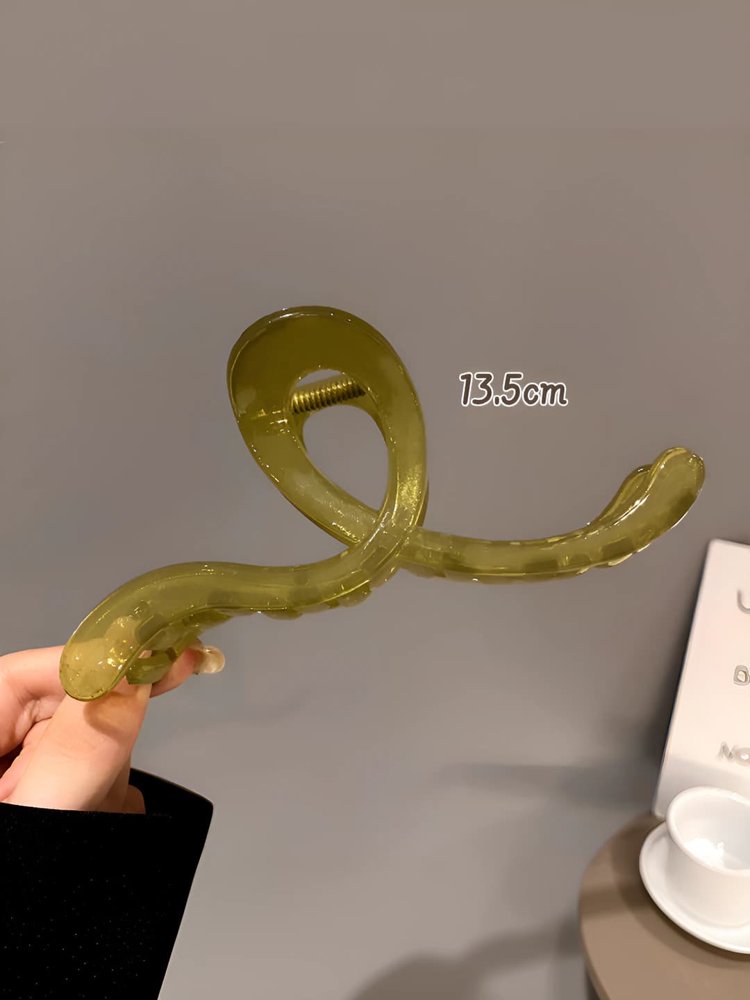 Зелёный зажим