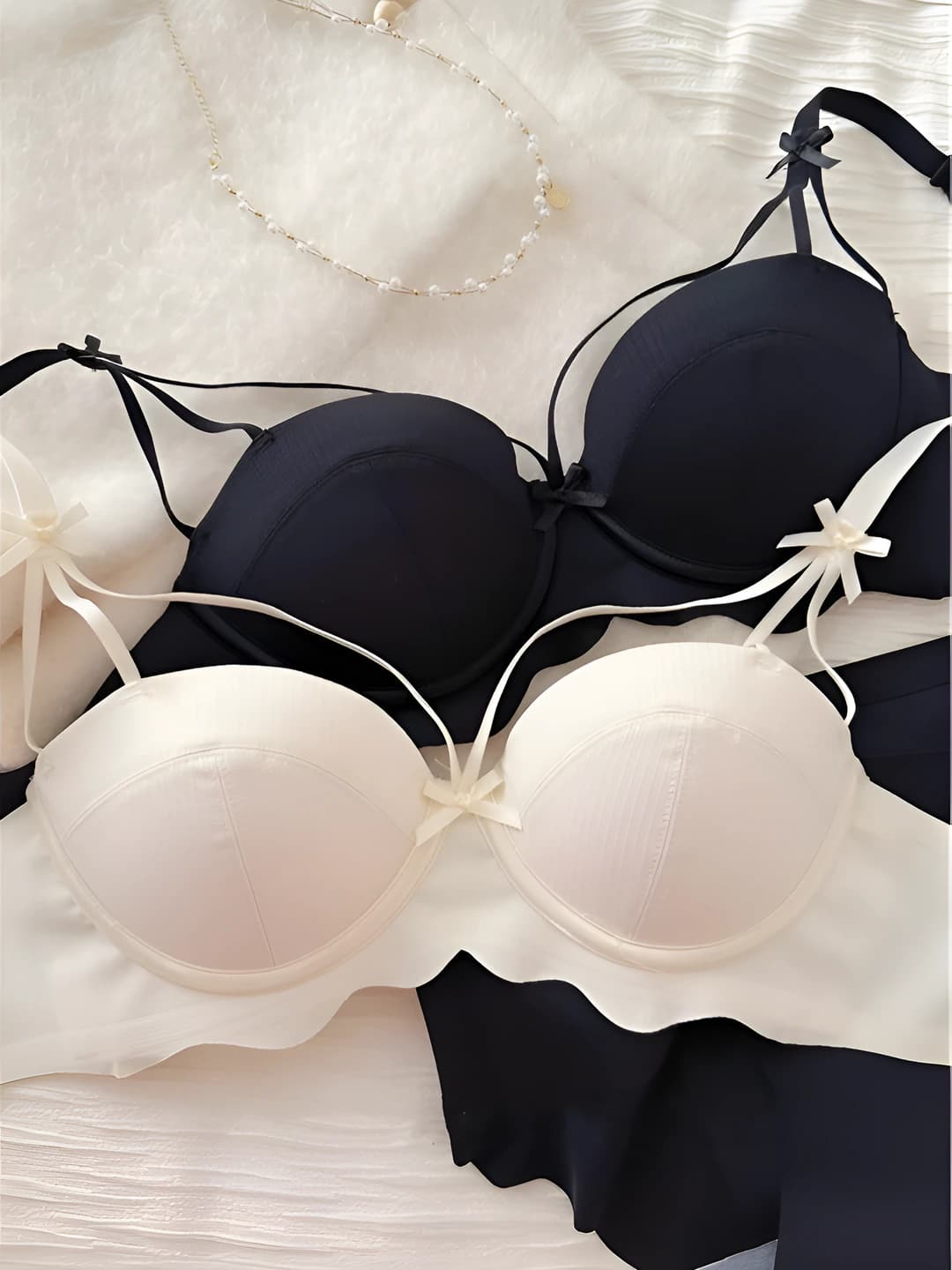 Women's bra set: 3/4 cup, nylon, all-season, push-up effect, wire-free