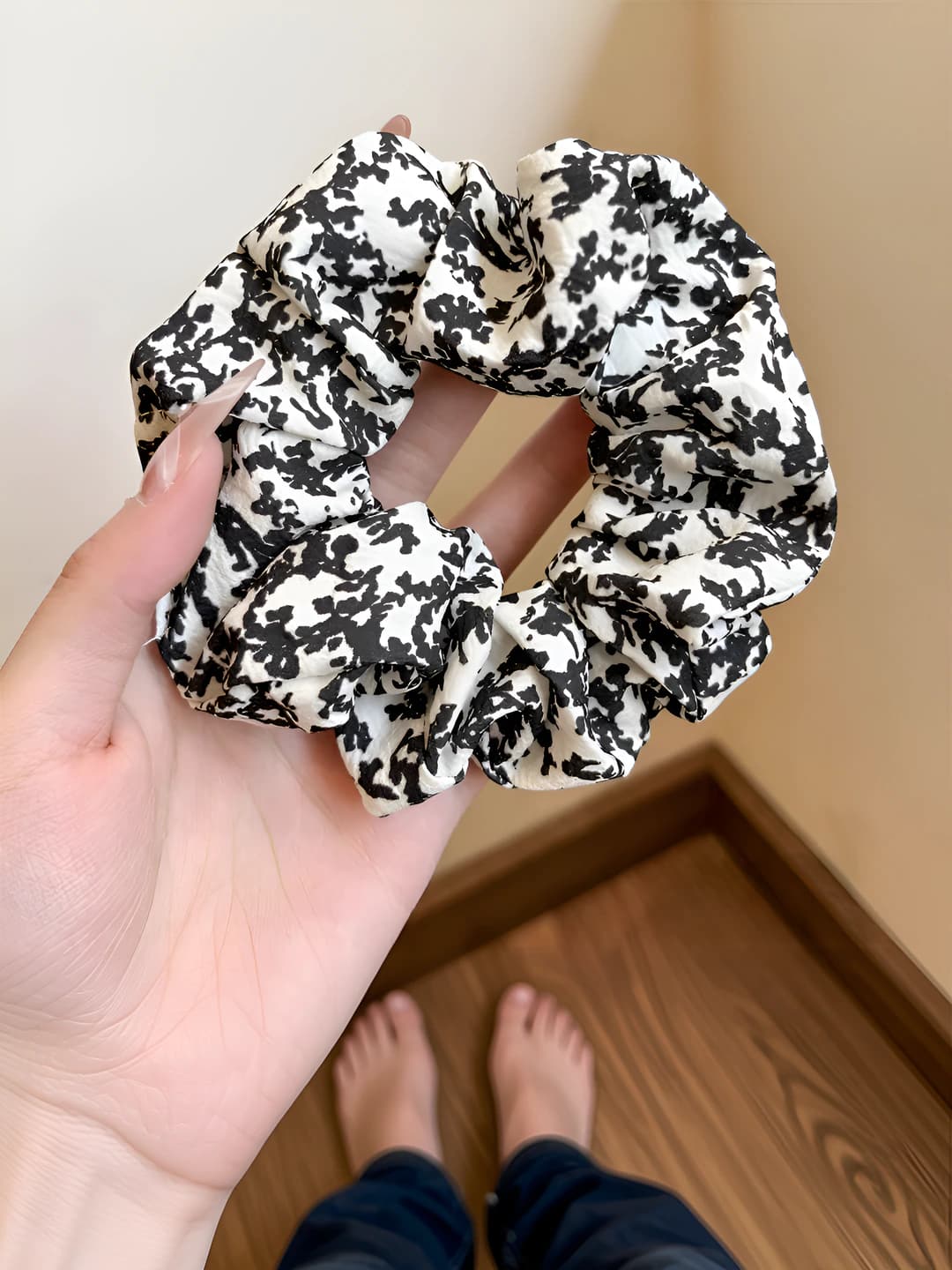 Чёрный, цветочный, 10 см