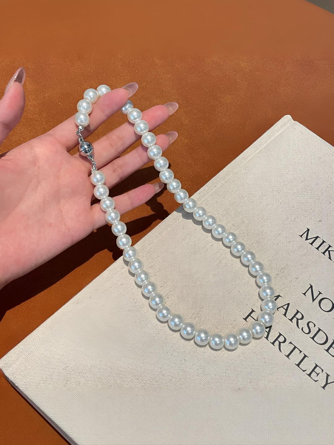 XX2039-3# 10mm Pearl Magnetic Steel Clasp Necklace