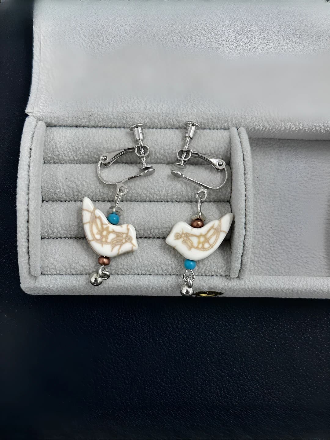 Lucky bird [Pair of clips]