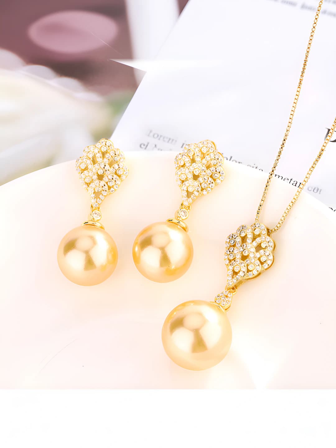 Women's 2026 metal jewelry set: earrings, necklace and bracelet with gold plating and crystal inlays, 14mm