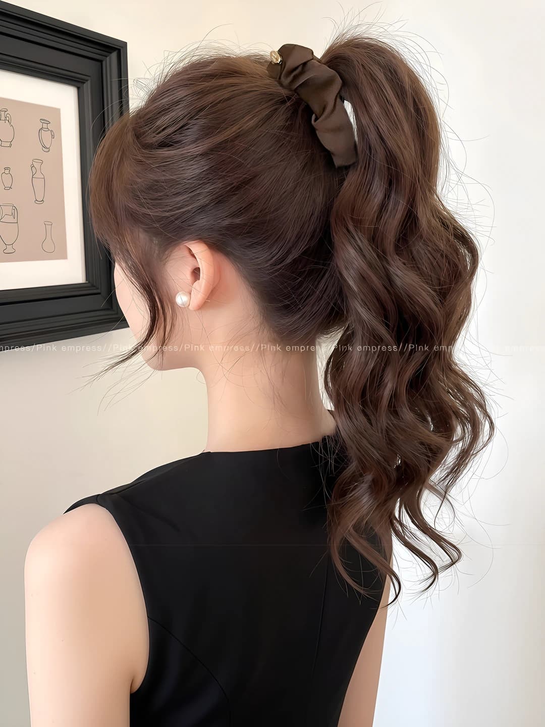 1# Off-white polka dot banana clip - 10 cm