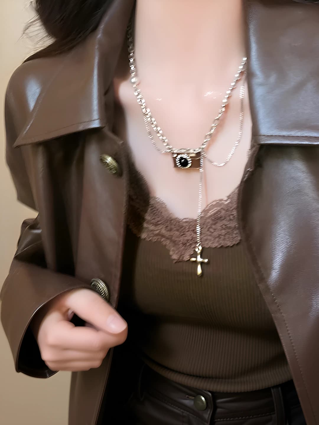 Women's retro brown camera tassel necklace, design element for sweatshirt