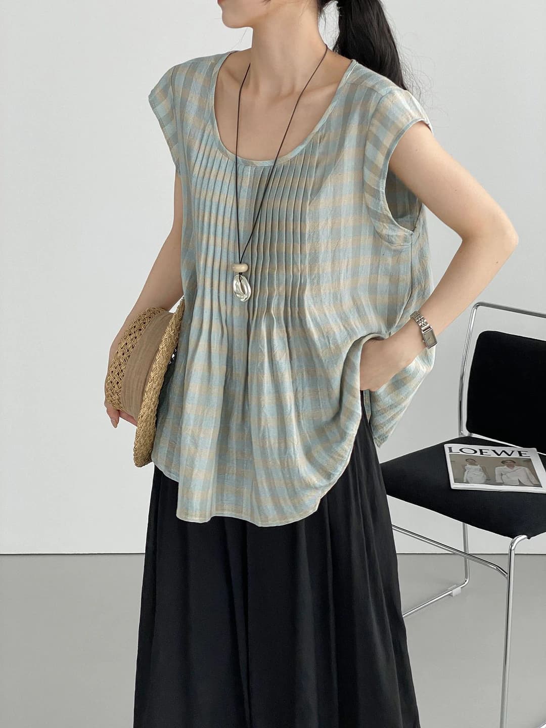 Women's loose fit sleeveless tank top, checked pattern, tencel and cotton blend, summer