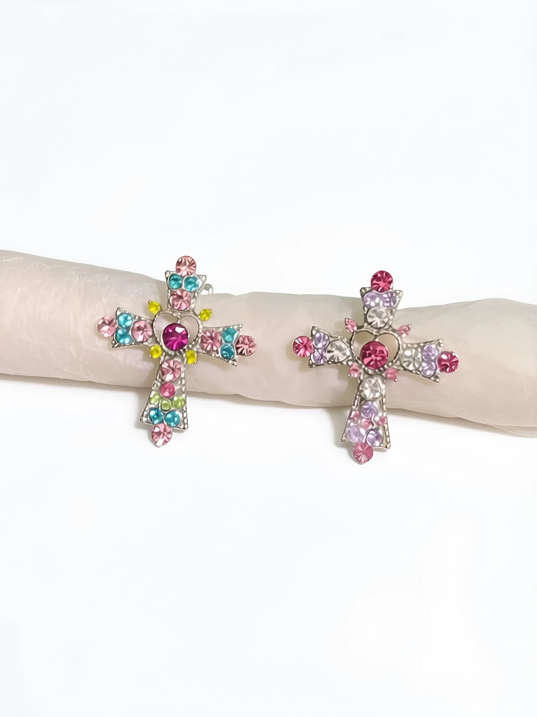 Women's cross-shaped rhinestone earrings, OL style