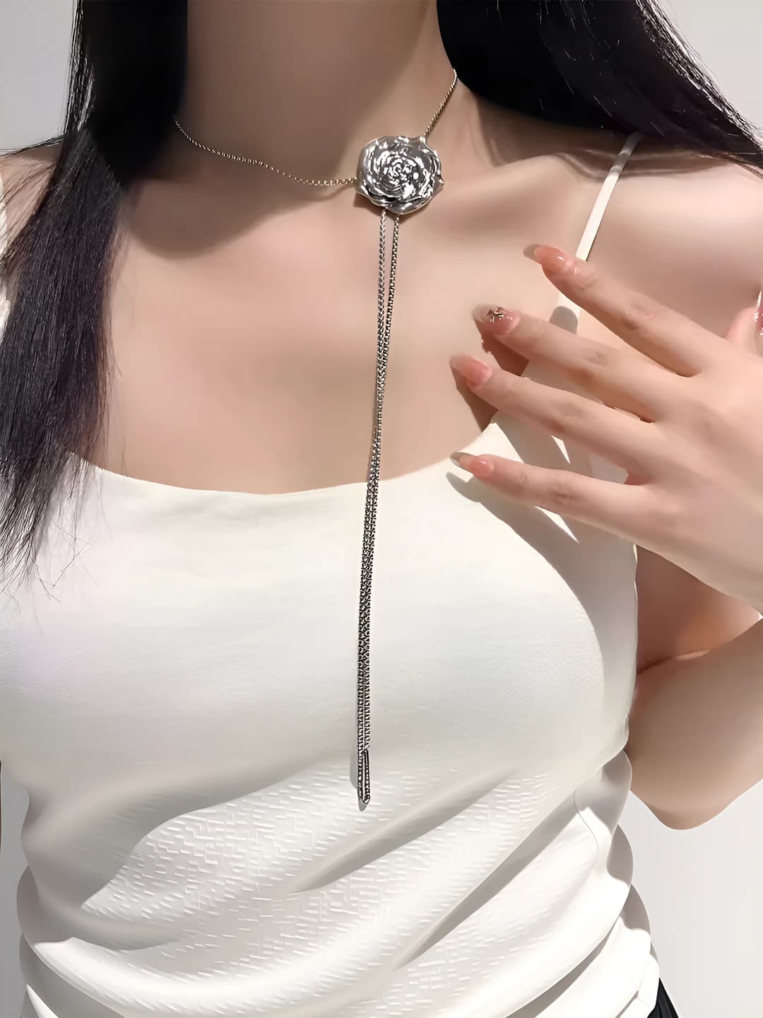 Women's long metal-look rose flower pull necklace, unique design sweet cool style clavicle chain