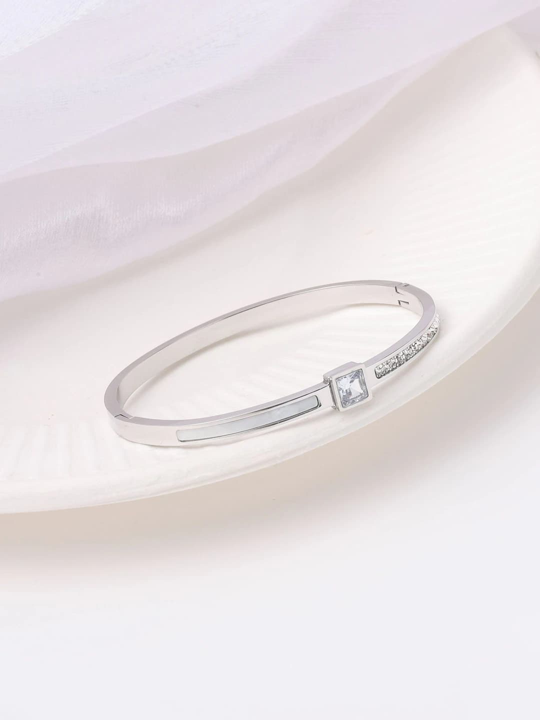 9933-Silver