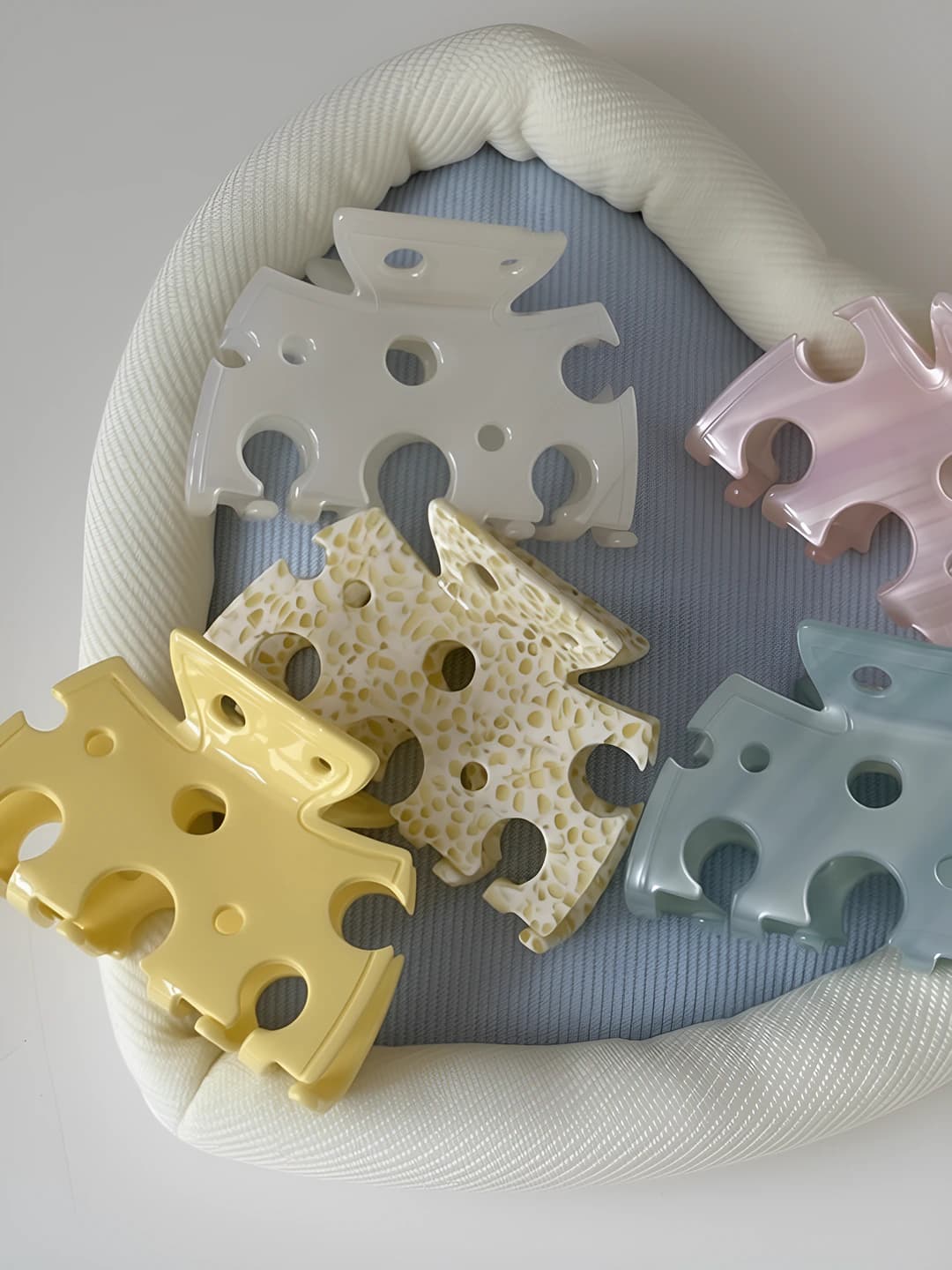 Women's cream cheese-shaped acetate hair clip with checked pattern and cutouts