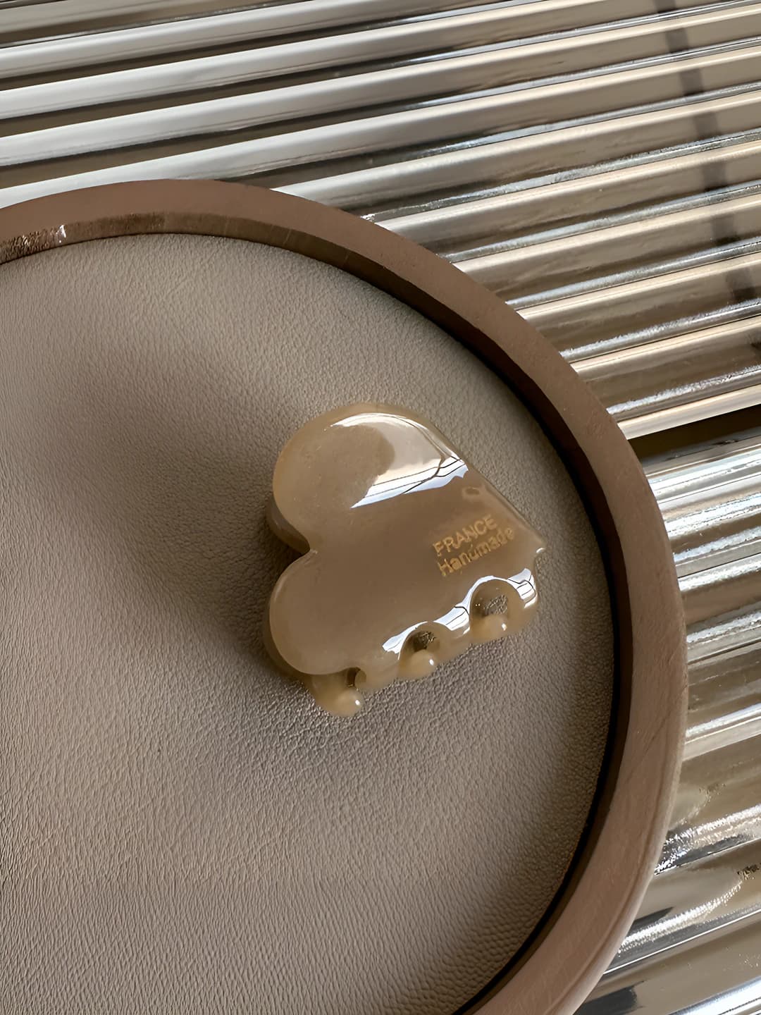 6# milk coffee heart, 3.2 cm