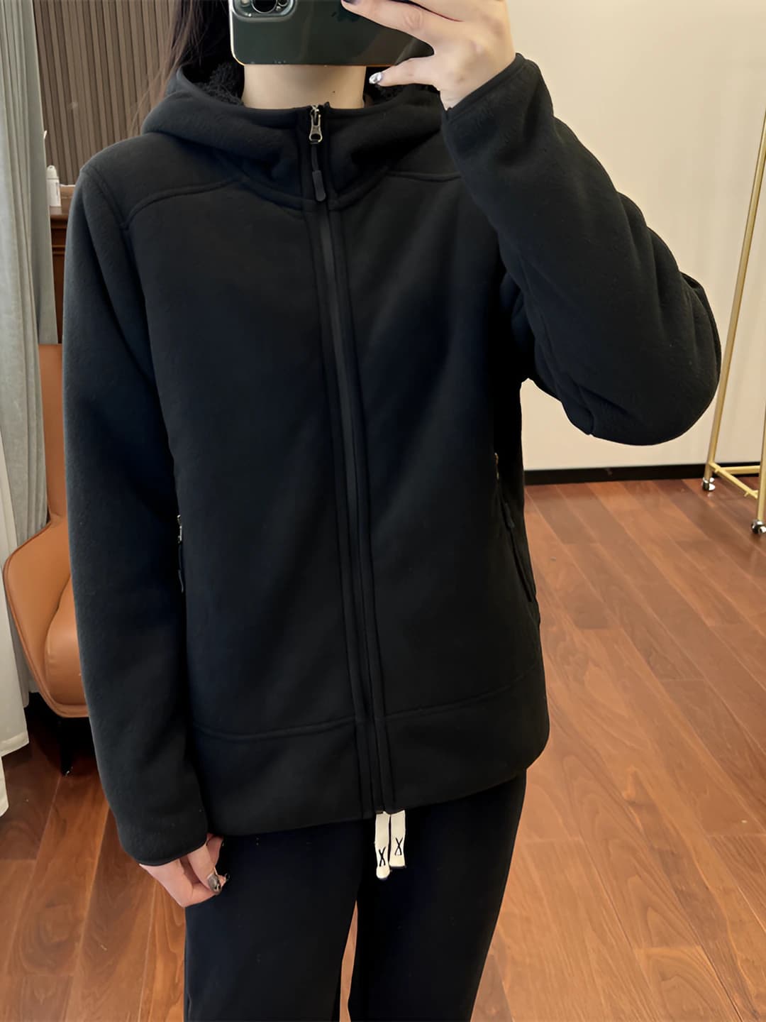 Hooded - Black