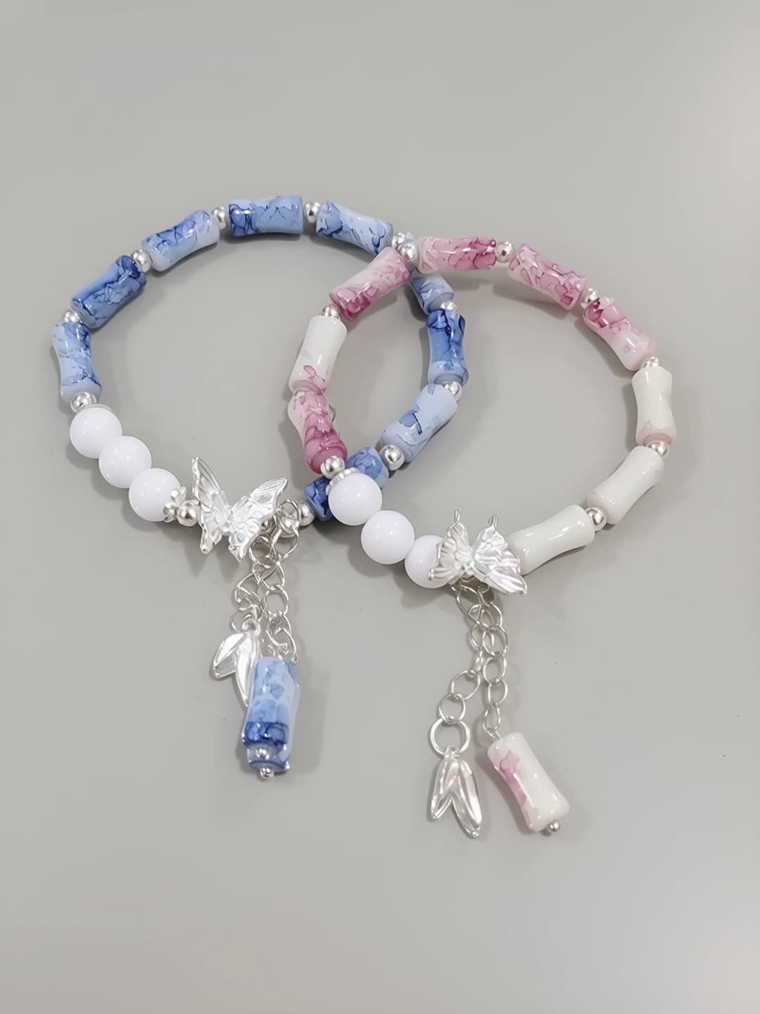 2026 women's retro style bracelet, butterfly design element, sweet and versatile