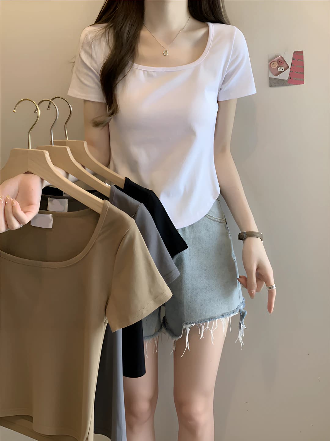 Women's summer Korean style short sleeve t-shirt, slim fit, slimming, U-neck, solid colour
