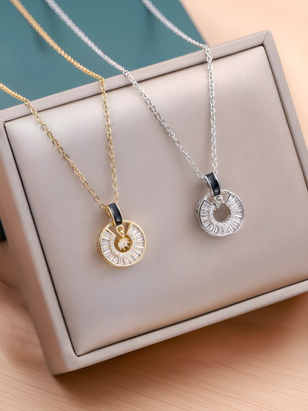 Women's titanium steel micro zirconia full circle design necklace