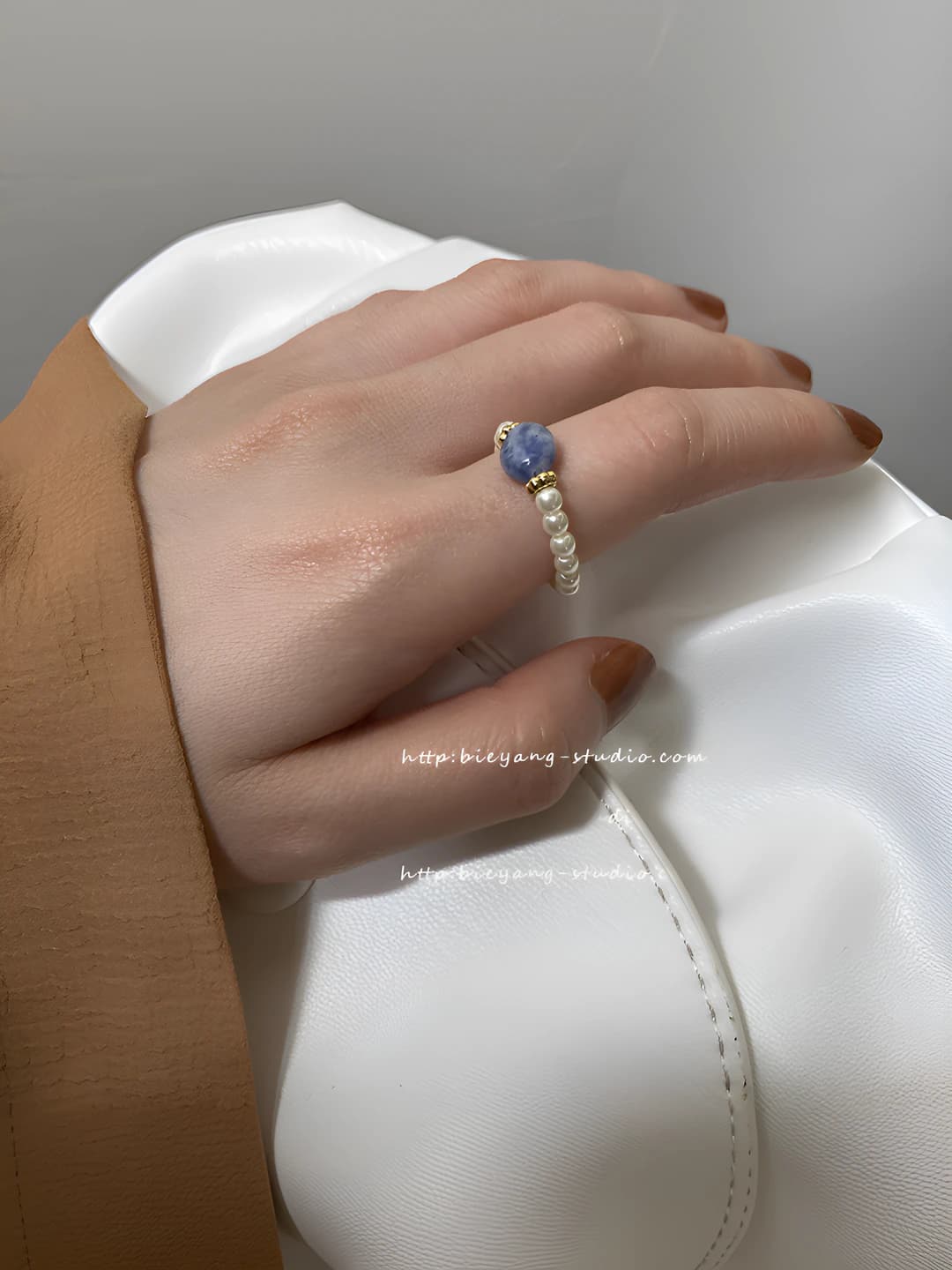 Synthetic stone blue