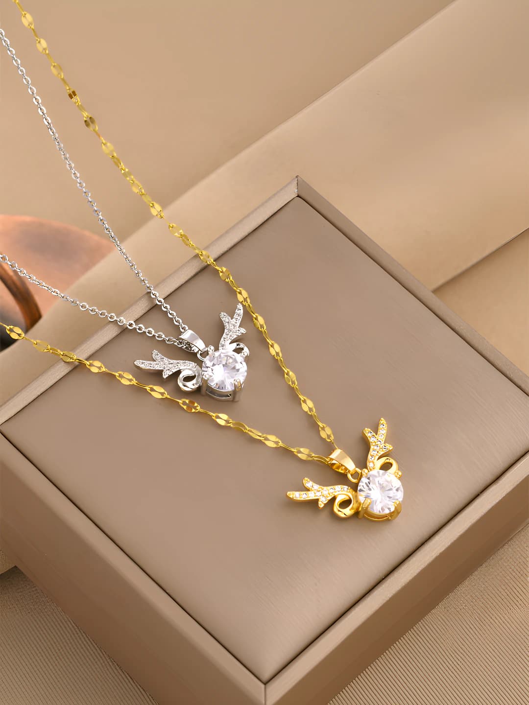 Women's titanium steel necklace with zircon in frog design