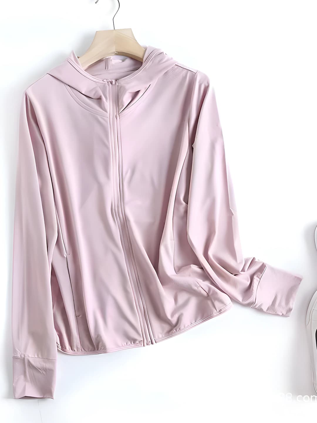 Light purple-pink