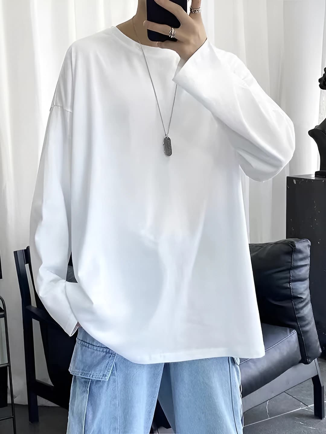 Long T white