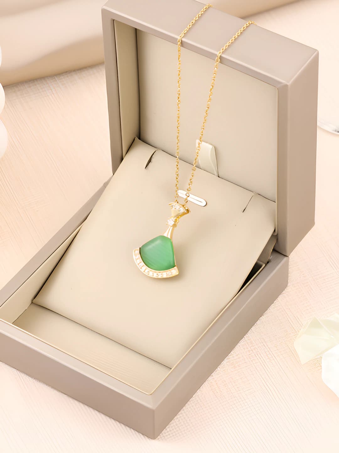 9160 - Gold-green