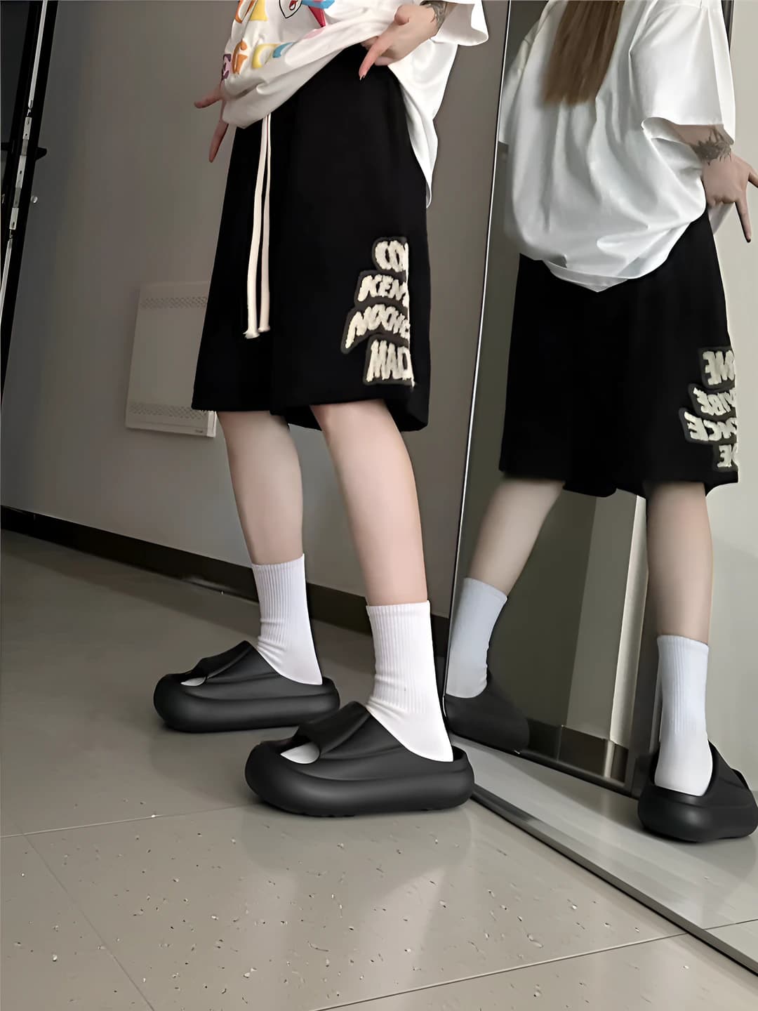 0071 Shorts, Black