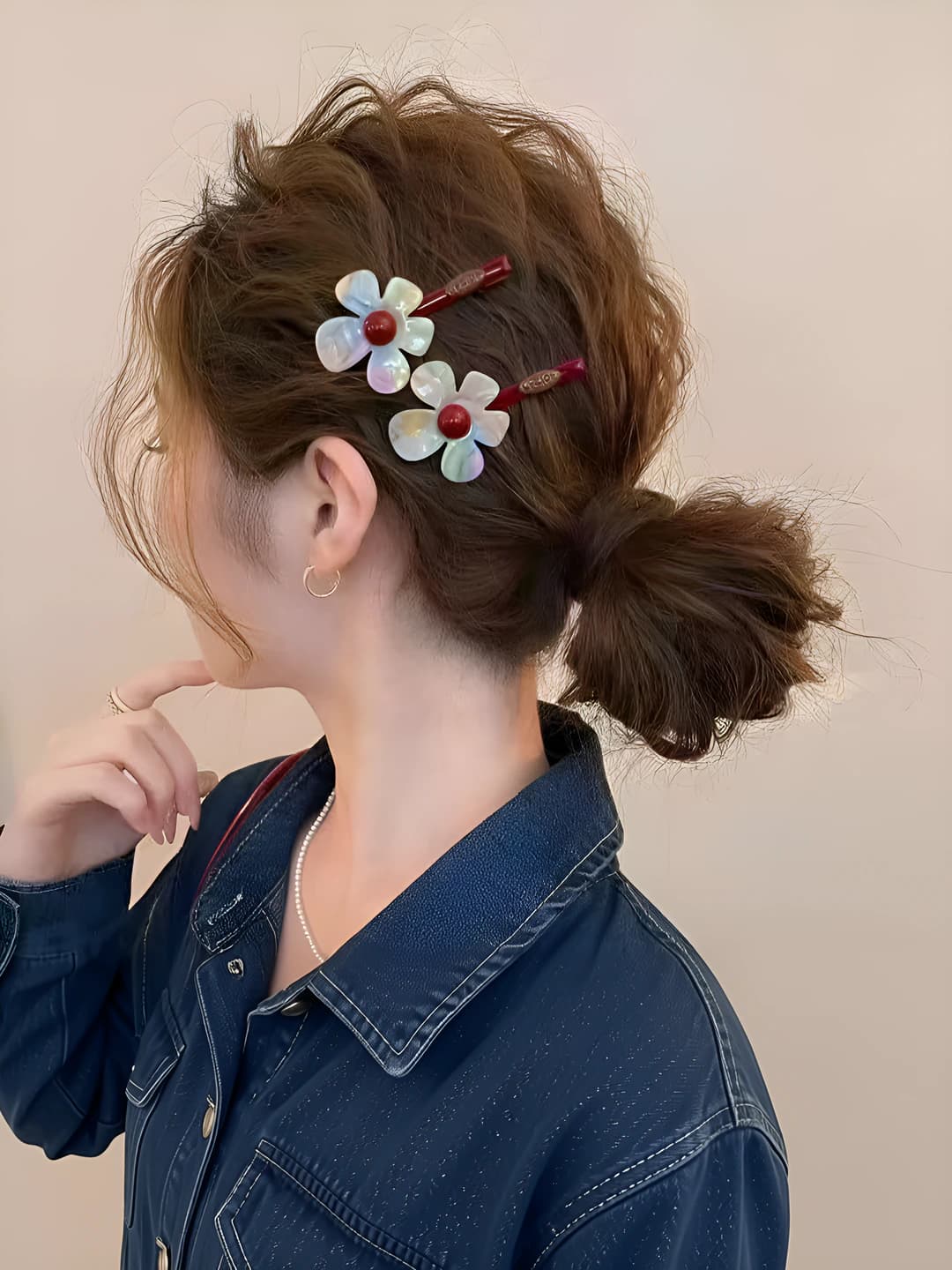 Women's flower hair clips and combs spring-summer, handmade, minimalist style, 2026 model