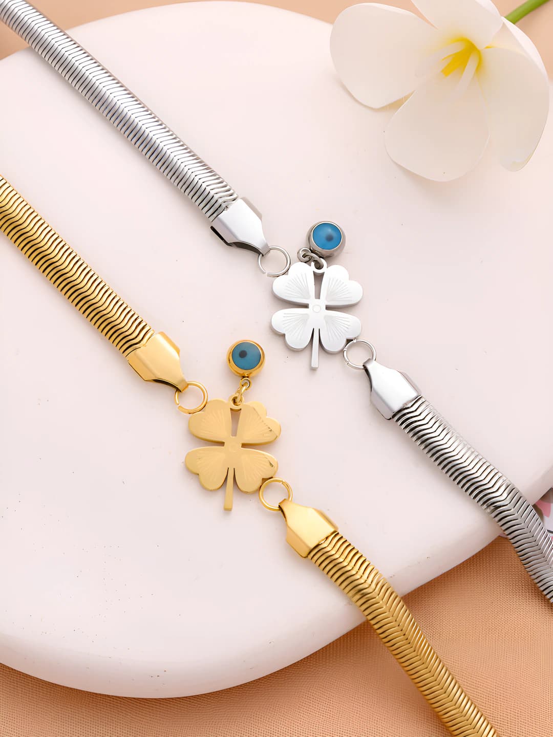 Women's titanium steel bracelet, gold, heart shape, Korean style