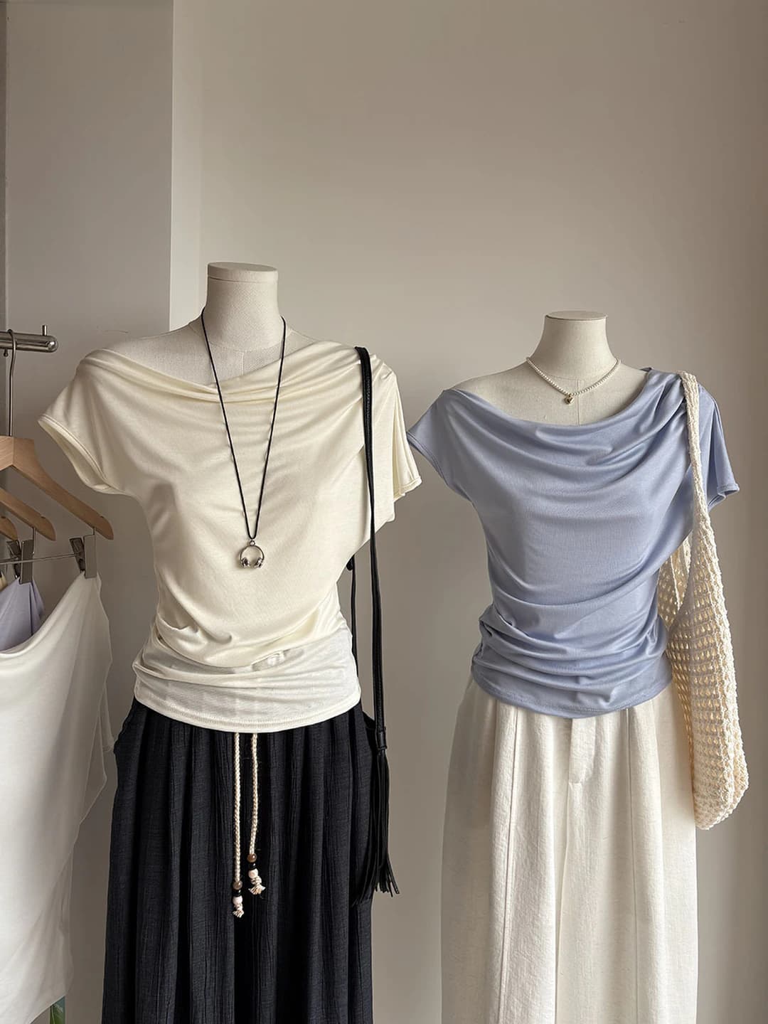 Women's summer Korean style slanted-shoulder cowl-neck short-sleeve top, solid colour, cropped, slimming